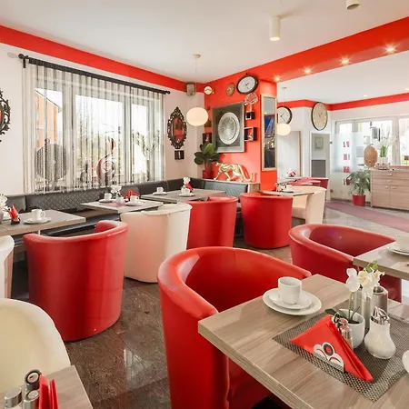 Aristo Stuttgart Airport-messe 3*