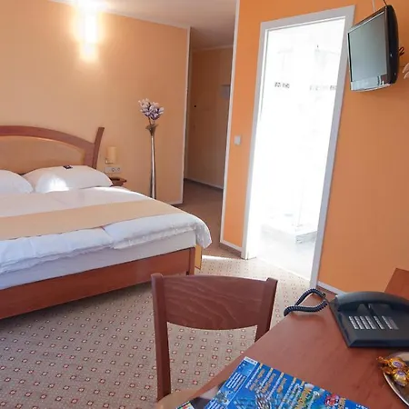 Hotel Aristo 3*